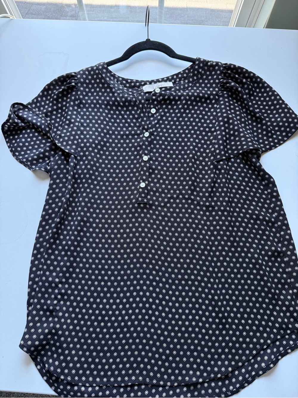 Loft Black Floral Button-Front Women’s Blouse
